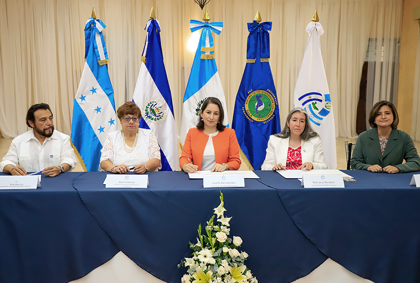 Firma_Convenio_CTPT_OIM_02.jpg